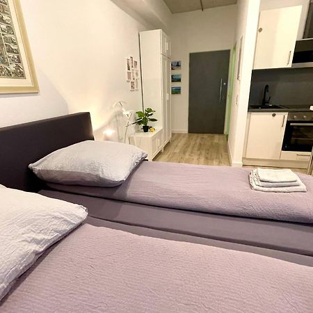 Neu Wunderschoenenes Weisses Apartament Am Schloessle Zentrum Goldstadt Pforzheim Extérieur photo