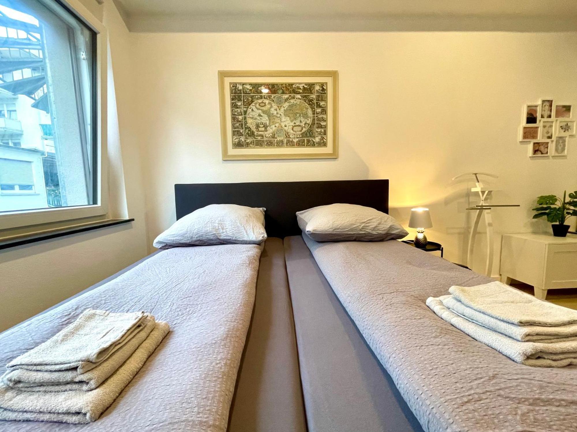 Neu Wunderschoenenes Weisses Apartament Am Schloessle Zentrum Goldstadt Pforzheim Extérieur photo
