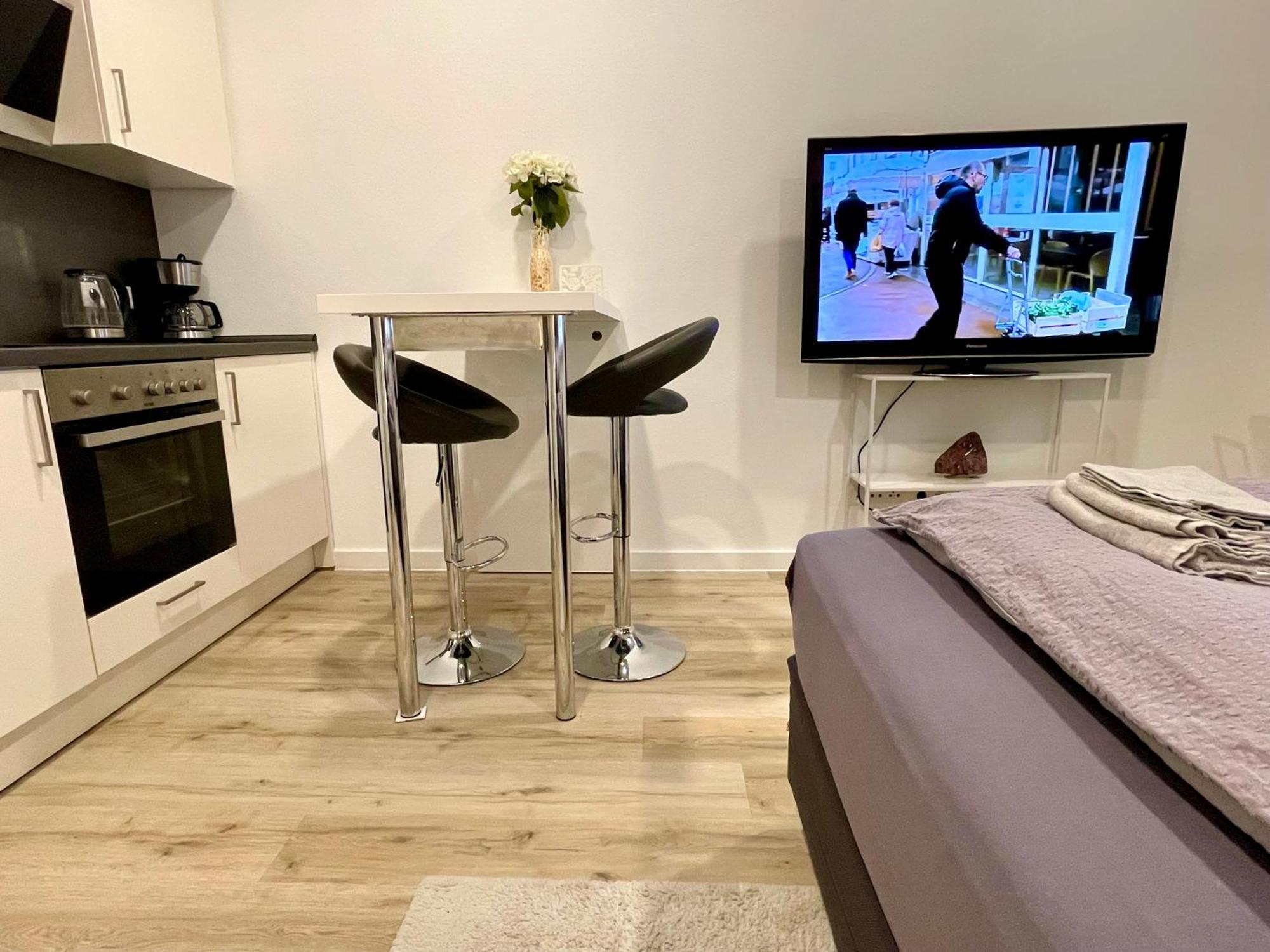 Neu Wunderschoenenes Weisses Apartament Am Schloessle Zentrum Goldstadt Pforzheim Extérieur photo