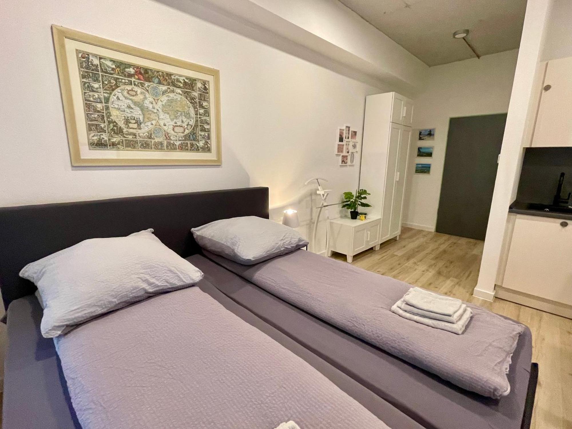 Neu Wunderschoenenes Weisses Apartament Am Schloessle Zentrum Goldstadt Pforzheim Extérieur photo