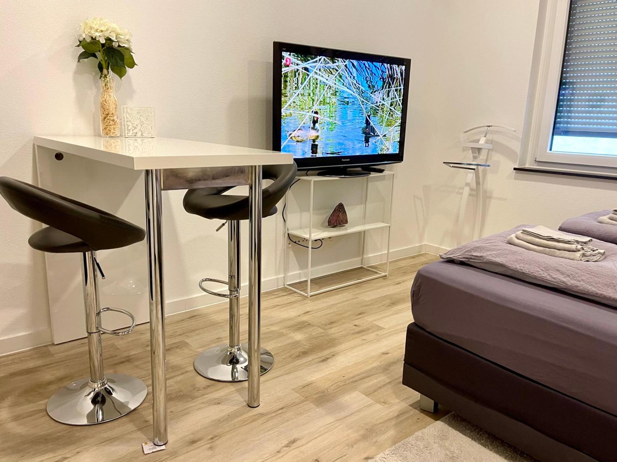 Neu Wunderschoenenes Weisses Apartament Am Schloessle Zentrum Goldstadt Pforzheim Extérieur photo