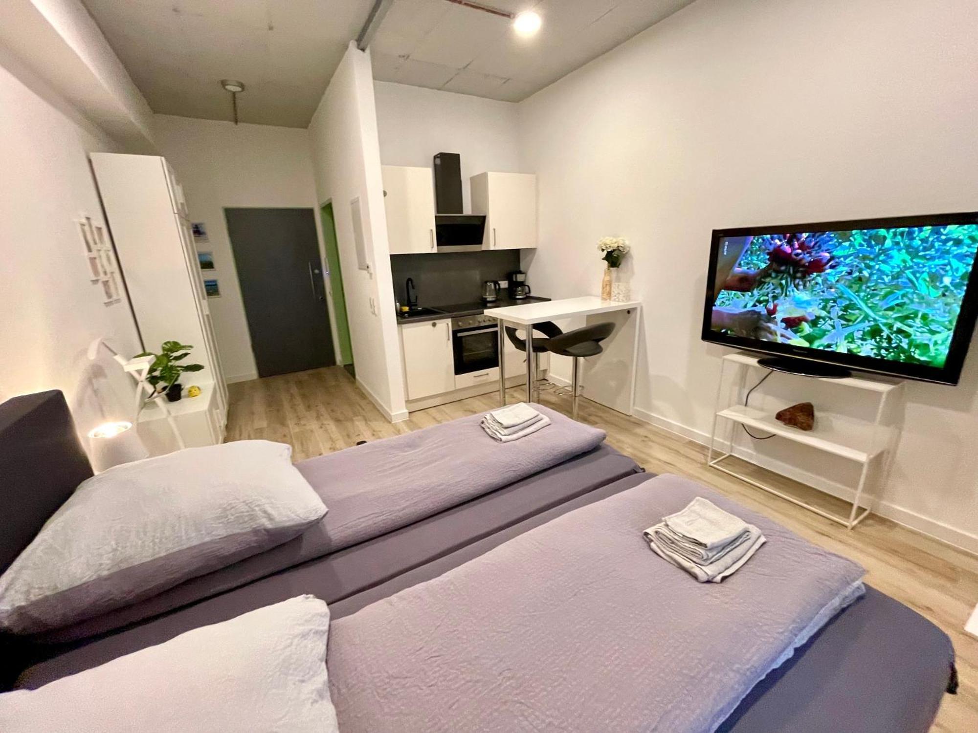 Neu Wunderschoenenes Weisses Apartament Am Schloessle Zentrum Goldstadt Pforzheim Extérieur photo