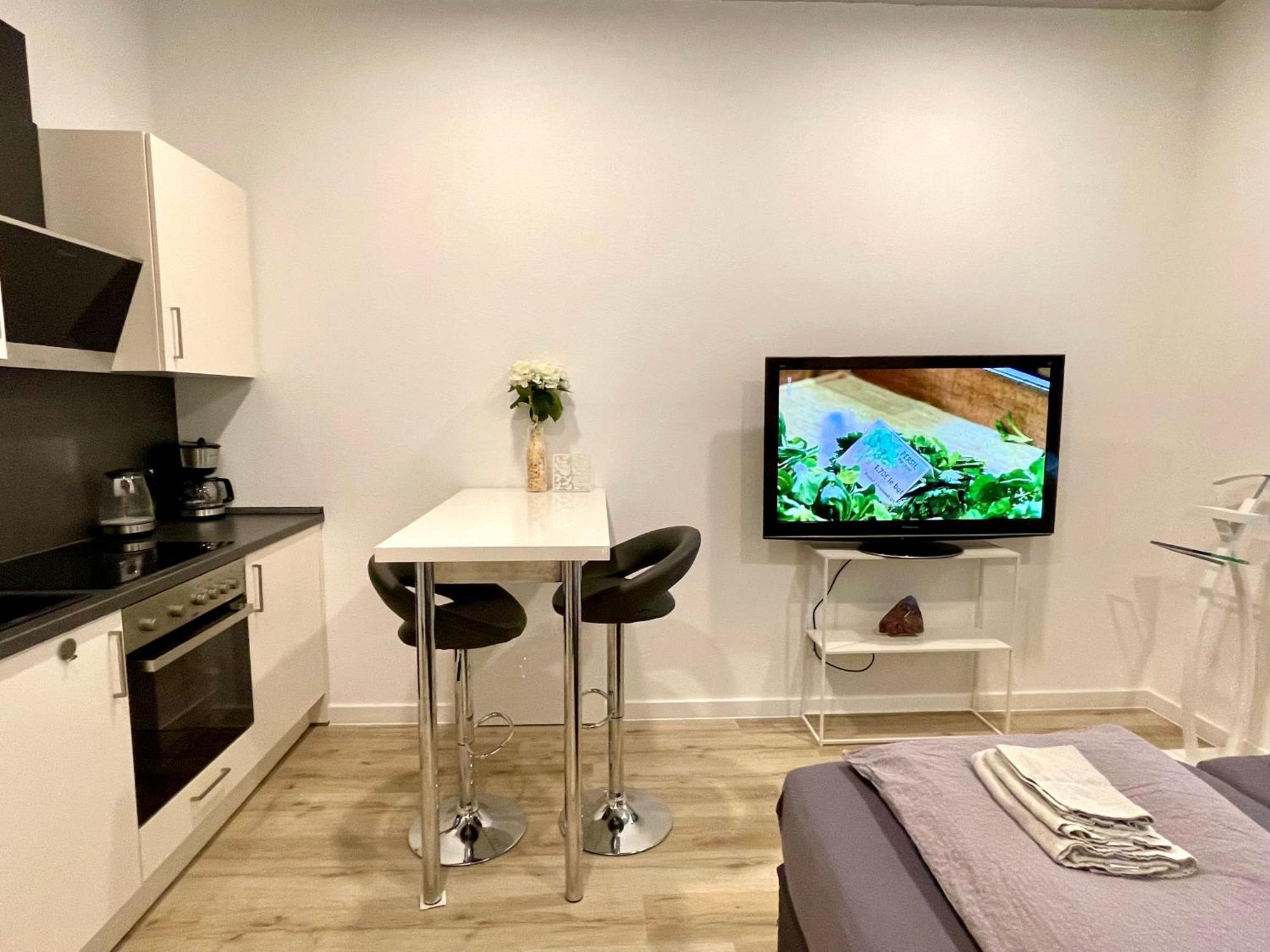 Neu Wunderschoenenes Weisses Apartament Am Schloessle Zentrum Goldstadt Pforzheim Extérieur photo